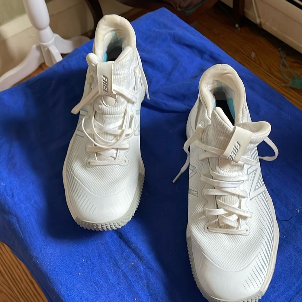 Men’s White New Balance Lacrosse Freeze 11
